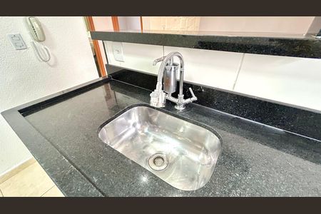 Apartamento para alugar com 42m², 2 quartos e 2 vagas Apartamento para alugar com 42m², 2 quartos e 2 vagasCozinha