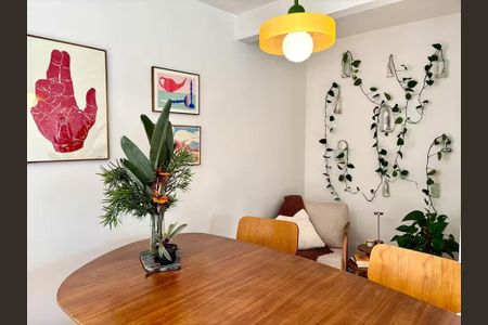 Apartamento à venda com 65m², 2 quartos e 1 vaga Apartamento à venda com 65m², 2 quartos e 1 vagaSala de Jantar