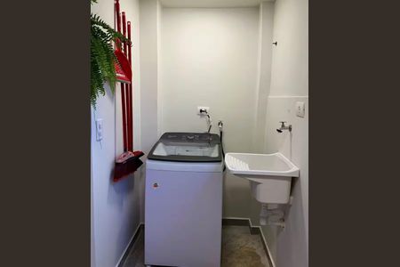 Apartamento à venda com 65m², 2 quartos e 1 vaga Apartamento à venda com 65m², 2 quartos e 1 vagaÁrea de serviço