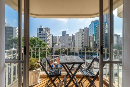 Apartamento para alugar com 65m², 2 quartos e 1 vaga