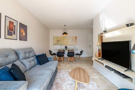 Apartamento para alugar com 65m², 2 quartos e 1 vaga