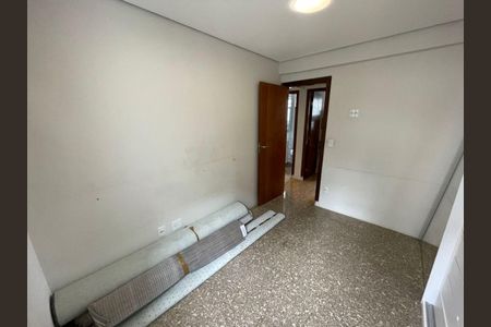 Apartamento para alugar com 132m², 4 quartos e 2 vagas