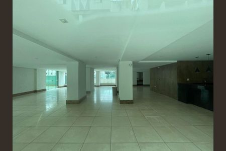 Apartamento para alugar com 132m², 4 quartos e 2 vagas