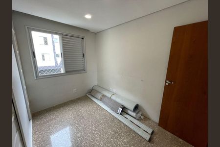 Apartamento para alugar com 132m², 4 quartos e 2 vagas