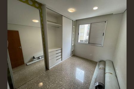 Apartamento para alugar com 132m², 4 quartos e 2 vagas