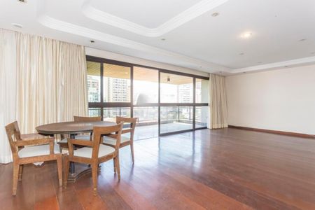 Apartamento para alugar com 4 quartos, 300m² em Pinheiros, São Paulo