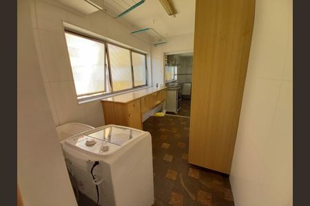 Apartamento para alugar com 130m², 3 quartos e 1 vaga