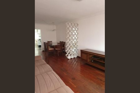 Apartamento para alugar com 130m², 3 quartos e 1 vaga