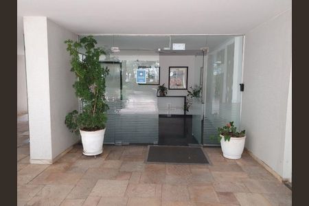 Apartamento para alugar com 130m², 3 quartos e 1 vaga