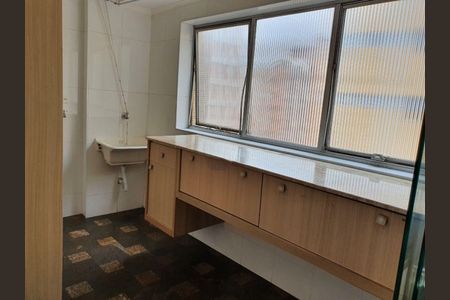 Apartamento para alugar com 130m², 3 quartos e 1 vaga
