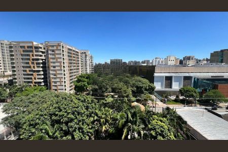 Apartamento para alugar com 69m², 1 quarto e 1 vaga