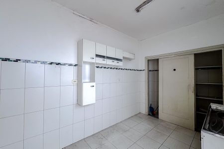 Casa à venda com 150m², 1 quarto e 3 vagas Casa à venda com 150m², 1 quarto e 3 vagasCozinha