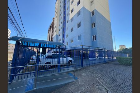 Apartamento à venda com 67m², 3 quartos e 1 vagaFachada longe