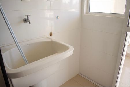 Apartamento à venda com 3 quartos, 77m² em Setor Oeste, Goiânia