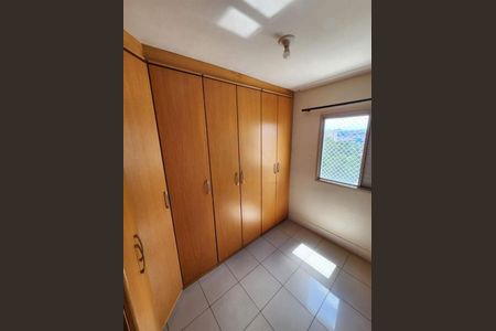 Apartamento para alugar com 3 quartos, 75m² em Moinho Velho, São Paulo