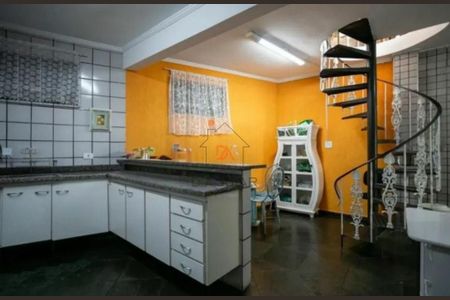 Casa para alugar com 3 quartos, 223m² em Jardim São Paulo, São Paulo