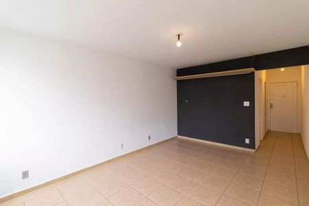 Apartamento à venda com 40m², 1 quarto e sem vaga