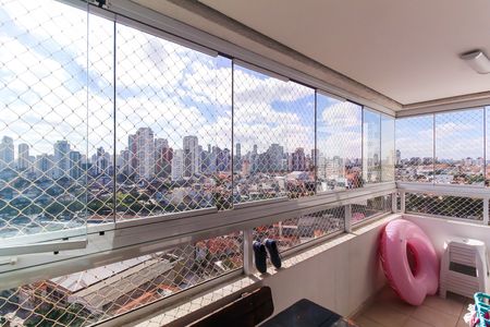 Apartamento à venda com 75m², 3 quartos e 1 vaga Apartamento à venda com 75m², 3 quartos e 1 vagaVaranda