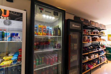 Apartamento à venda com 75m², 3 quartos e 1 vaga Apartamento à venda com 75m², 3 quartos e 1 vagaMercadinho