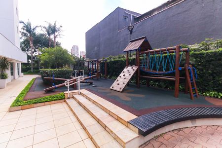 Apartamento à venda com 75m², 3 quartos e 1 vaga Apartamento à venda com 75m², 3 quartos e 1 vagaÁrea comum - Playground