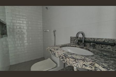 Apartamento à venda com 80m², 3 quartos e 2 vagas Apartamento à venda com 80m², 3 quartos e 2 vagasBanheiro da Suíte 2 e Social