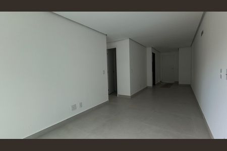 Apartamento à venda com 80m², 3 quartos e 2 vagas Apartamento à venda com 80m², 3 quartos e 2 vagasSala