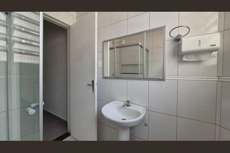 Casa para alugar com 144m², 2 quartos e 1 vaga Casa para alugar com 144m², 2 quartos e 1 vagaBanheiro