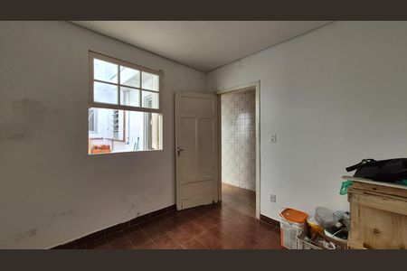 Casa para alugar com 144m², 2 quartos e 1 vaga Casa para alugar com 144m², 2 quartos e 1 vagaQuarto de serviço