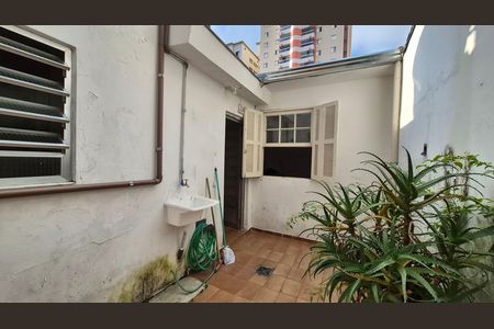 Casa para alugar com 144m², 2 quartos e 1 vaga Casa para alugar com 144m², 2 quartos e 1 vagaLavanderia