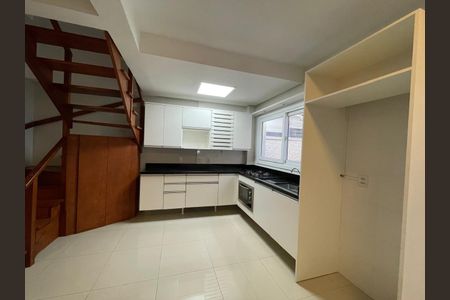 Casa de condomínio à venda com 84m², 2 quartos e 1 vaga