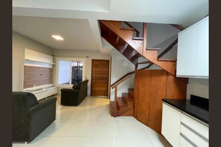 Casa de condomínio à venda com 84m², 2 quartos e 1 vaga