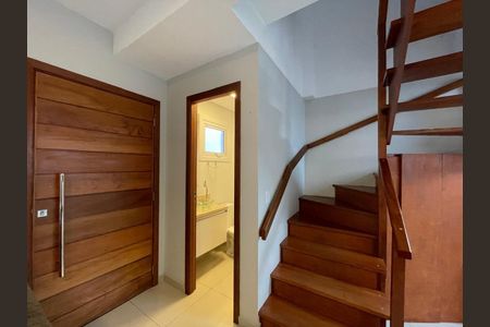 Casa de condomínio à venda com 84m², 2 quartos e 1 vaga
