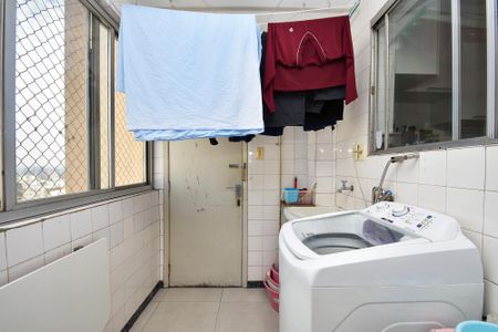 Apartamento à venda com 121m², 3 quartos e 1 vagalavanderia