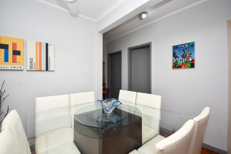 Apartamento à venda com 121m², 3 quartos e 1 vagaSala de jantar