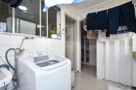 Apartamento à venda com 121m², 3 quartos e 1 vagalavanderia