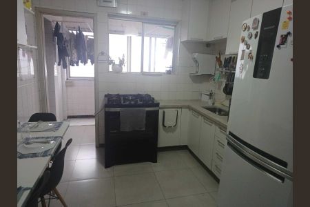 Apartamento à venda com 121m², 3 quartos e 1 vaga Apartamento à venda com 121m², 3 quartos e 1 vagaCozinha