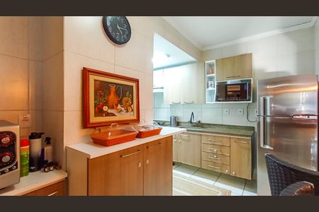Casa de condomínio à venda com 188m², 3 quartos e 2 vagasCozinha 