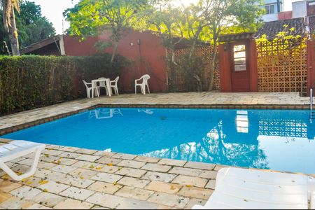 Casa de condomínio à venda com 188m², 3 quartos e 2 vagasÁrea comum - Piscina
