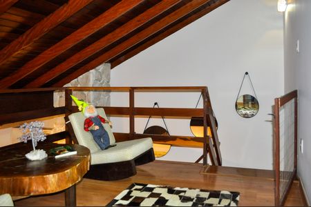 Casa de condomínio à venda com 188m², 3 quartos e 2 vagasMezanino 