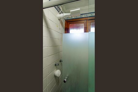 Casa de condomínio à venda com 188m², 3 quartos e 2 vagasBanheiro Social