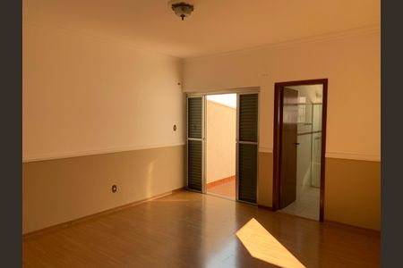 Casa para alugar com 408m², 4 quartos e 4 vagas Casa para alugar com 408m², 4 quartos e 4 vagasQuarto