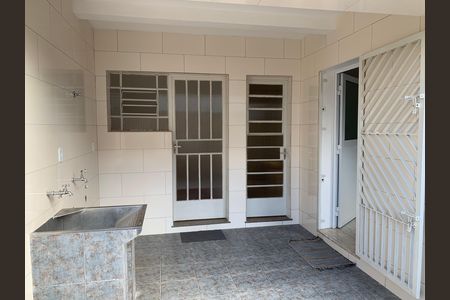 Casa para alugar com 408m², 4 quartos e 4 vagas Casa para alugar com 408m², 4 quartos e 4 vagasÁrea de serviço