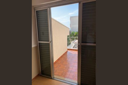 Casa para alugar com 408m², 4 quartos e 4 vagas Casa para alugar com 408m², 4 quartos e 4 vagasQuarto