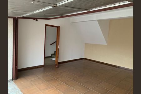 Casa para alugar com 408m², 4 quartos e 4 vagas Casa para alugar com 408m², 4 quartos e 4 vagasGaragem