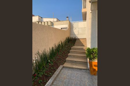 Casa para alugar com 408m², 4 quartos e 4 vagas Casa para alugar com 408m², 4 quartos e 4 vagasÁrea externa