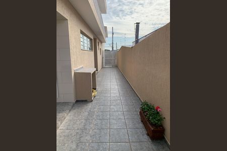 Casa para alugar com 408m², 4 quartos e 4 vagas Casa para alugar com 408m², 4 quartos e 4 vagasÁrea externa
