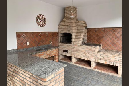 Casa para alugar com 408m², 4 quartos e 4 vagas Casa para alugar com 408m², 4 quartos e 4 vagasÁrea externa