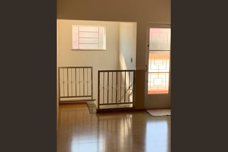 Sala de casa para alugar com 4 quartos, 408m² em Vila Ipiranga, Mogi das Cruzes