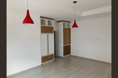 Casa para alugar com 408m², 4 quartos e 4 vagas Casa para alugar com 408m², 4 quartos e 4 vagasCozinha