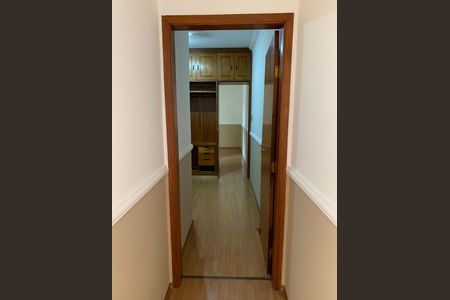 Casa para alugar com 408m², 4 quartos e 4 vagas Casa para alugar com 408m², 4 quartos e 4 vagasÁrea Comum